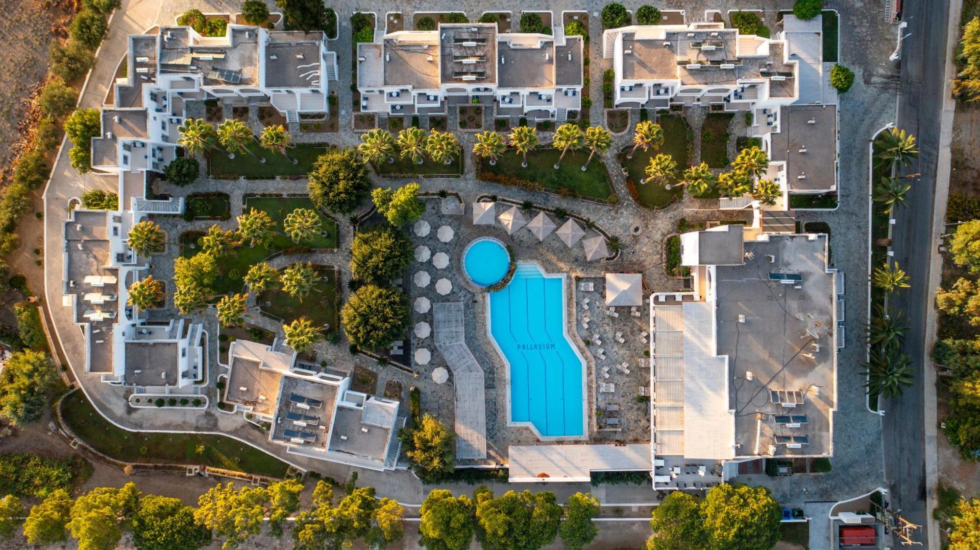 Palladium Hotel 3*