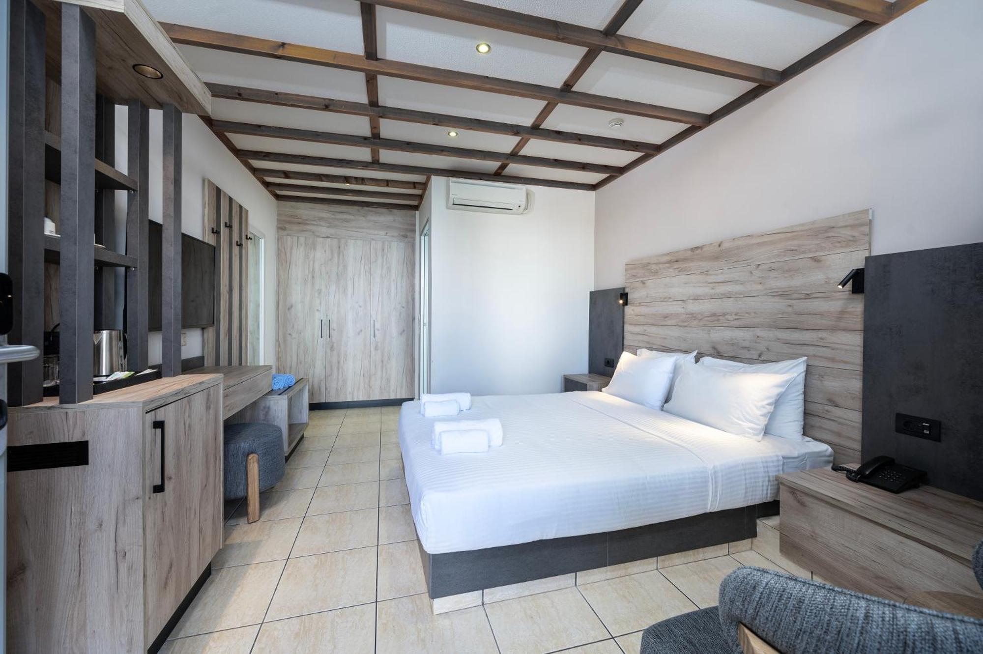 Palladium Hotel 3*