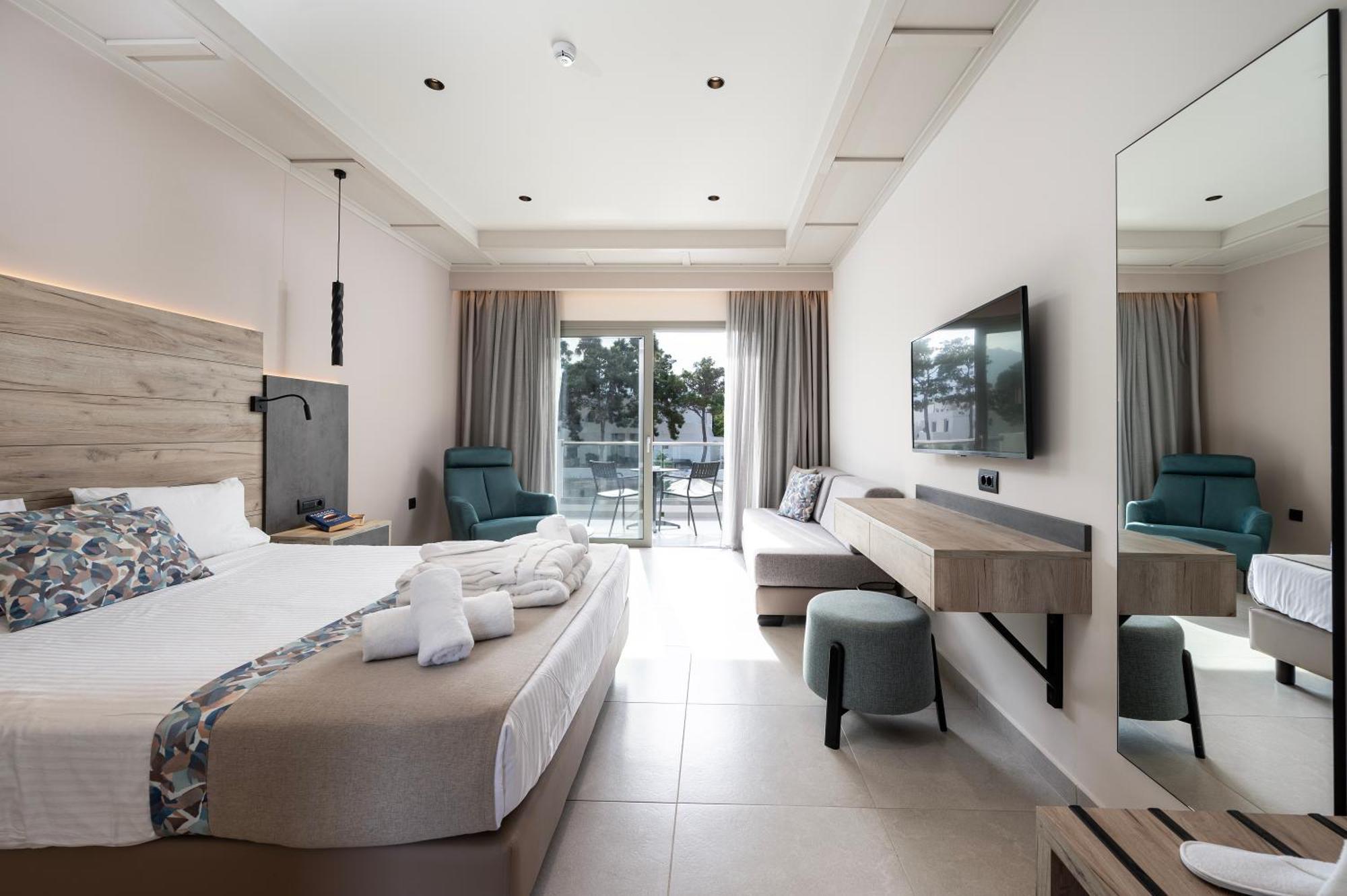 Palladium Hotel 3*