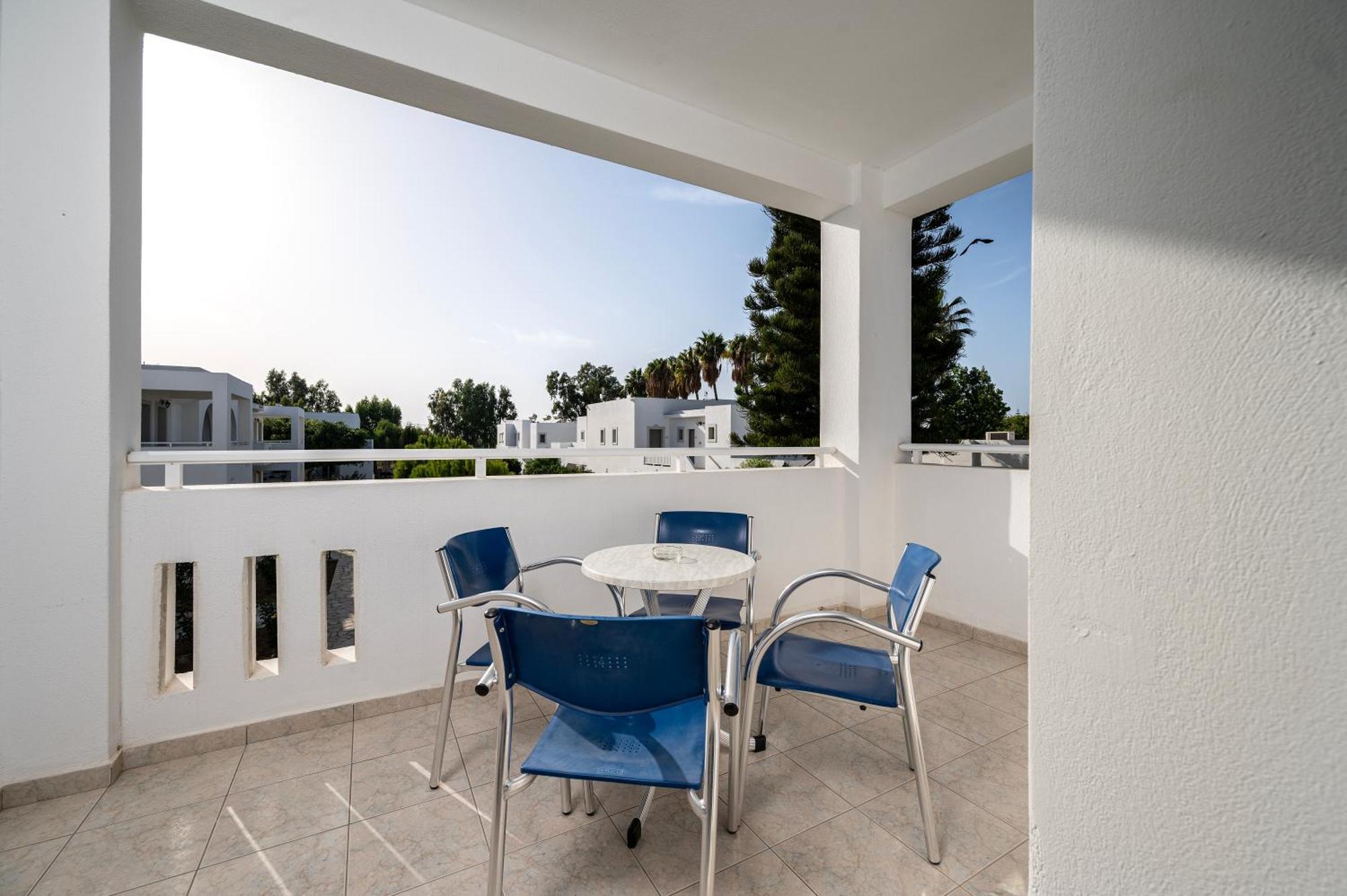 Palladium Hotel 3*
